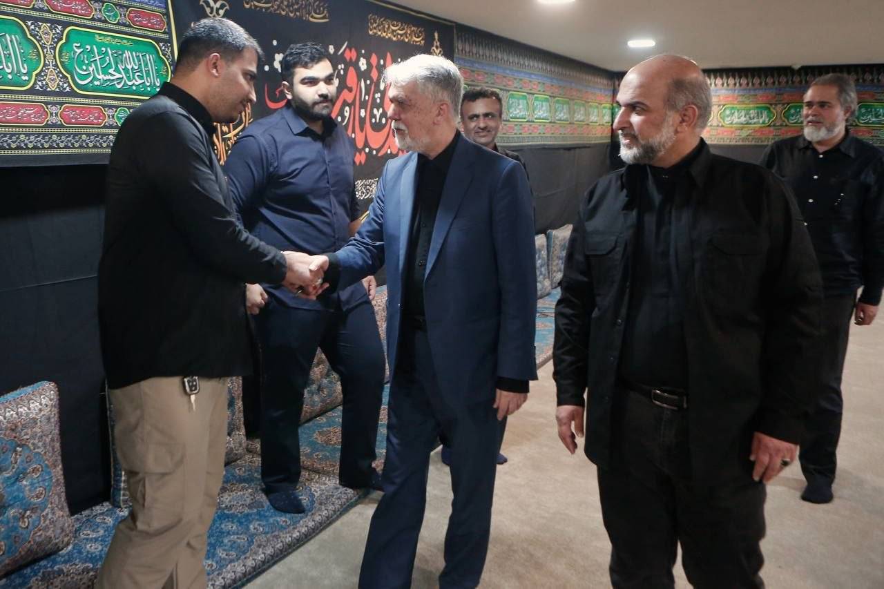بازدید وزیر فرهنگ و ارشاد اسلامی از موکب «هنرمندان شهید میناب » در صندوق اعتباری هنر